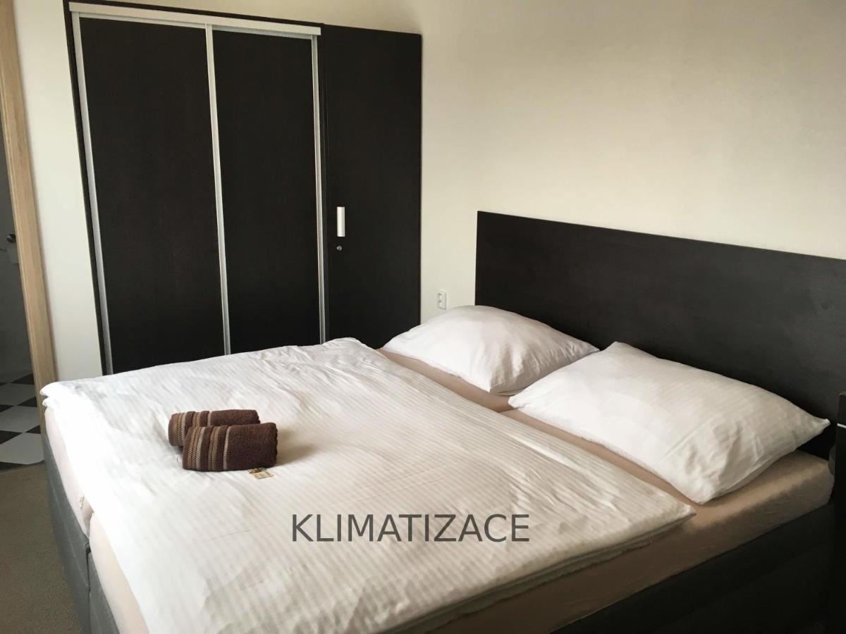 Hotel Jordanek Opočno Екстериор снимка