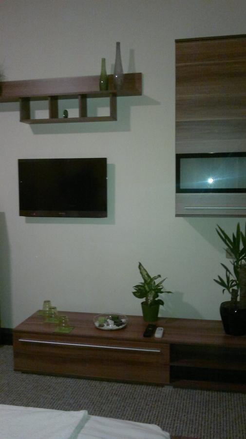Hotel Jordanek Opočno Екстериор снимка