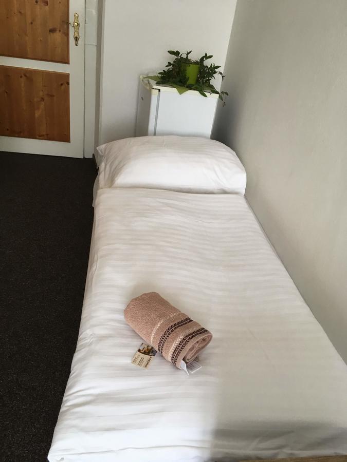 Hotel Jordanek Opočno Екстериор снимка