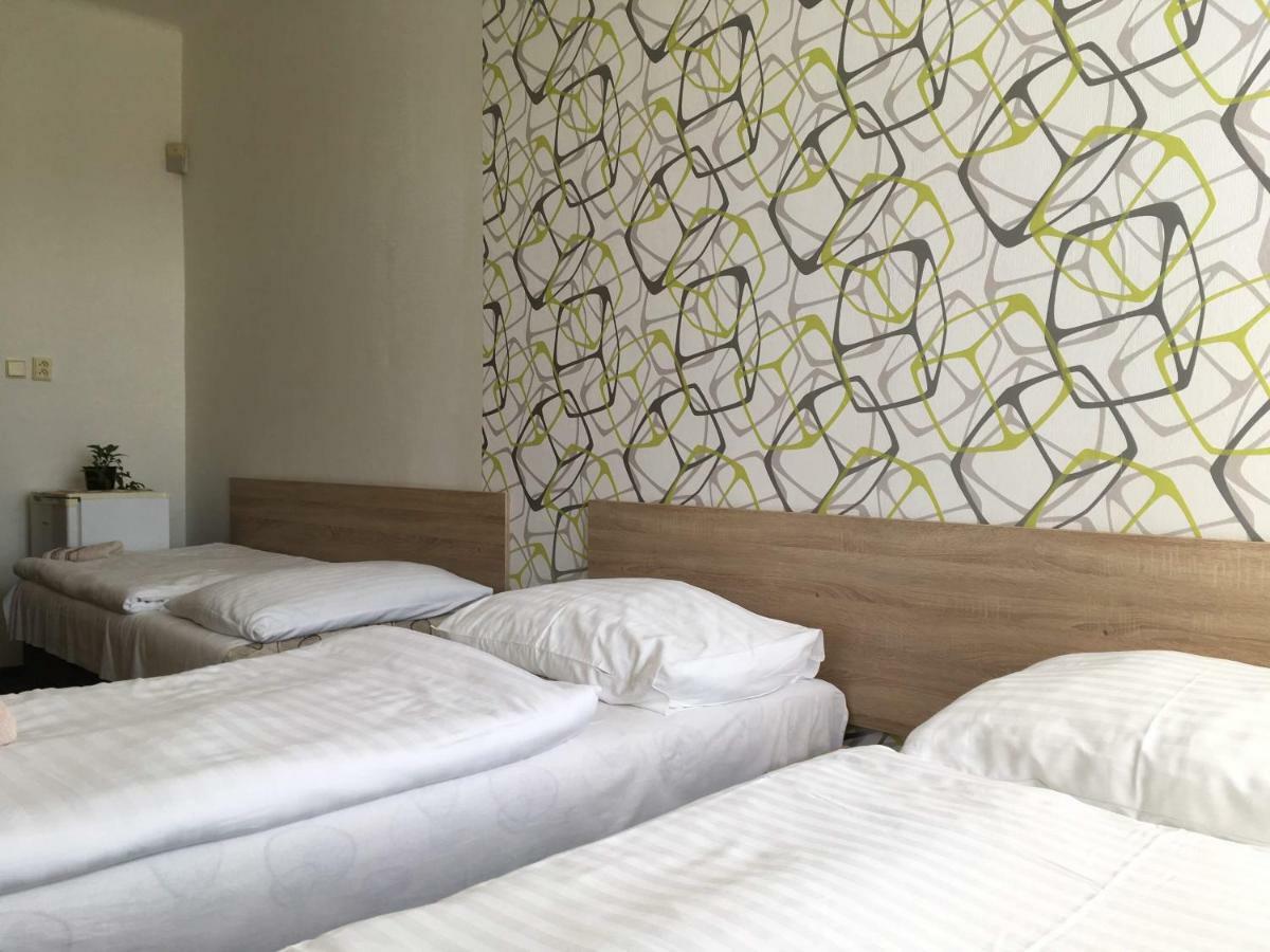 Hotel Jordanek Opočno Екстериор снимка