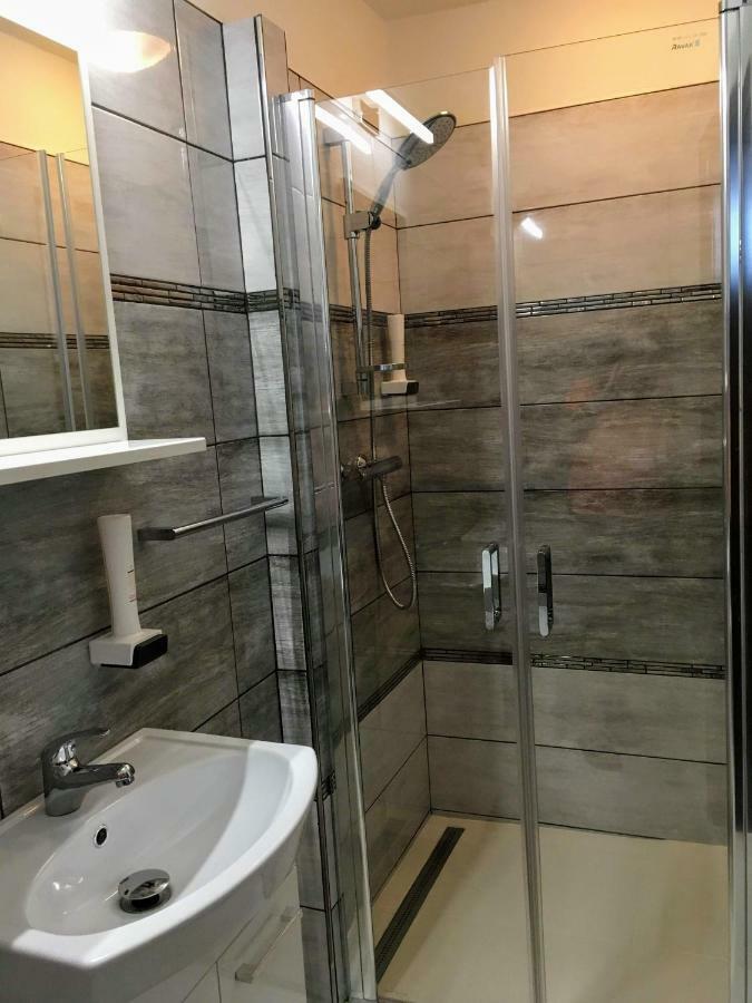 Hotel Jordanek Opočno Екстериор снимка